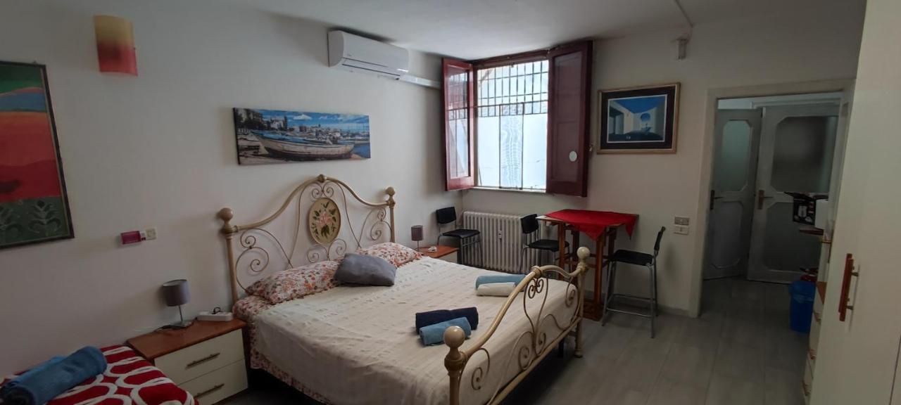 Super Central Studio, No Noise, Near Seaside, Shops Bari Esterno foto